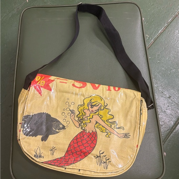 Unique recycled crossbody bag by Angkor Recyled Handmade in Cambodia New unused! - Picture 6 of 9